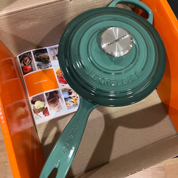 Le Creuset Green Cast Iron Dutch Oven New in box Artichaut green - Picture 2 of 6